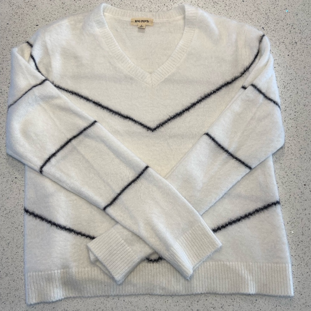 Rag Poets Sweater in white with black stripes/chevrons
